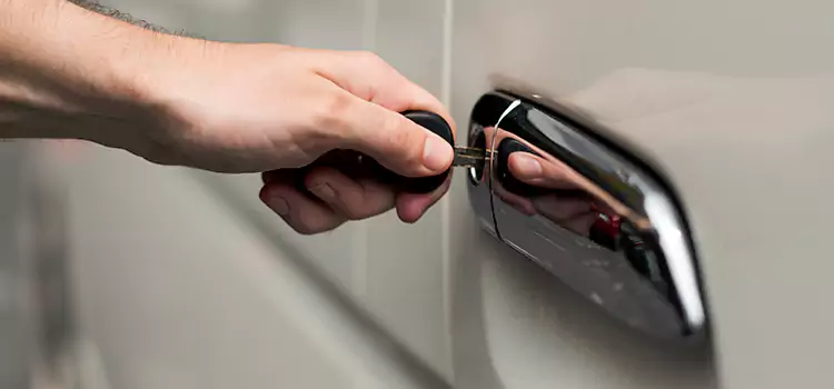 Why Choose Our Auto Locksmith Team in Wallingford Center, CT?