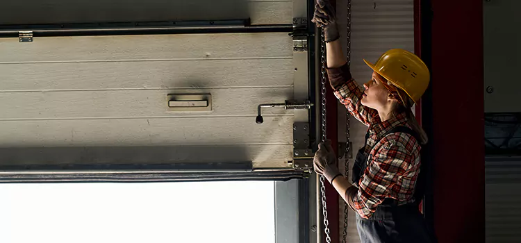Addressing Common Garage Door Stoppage Issues in Wallingford Center, CT